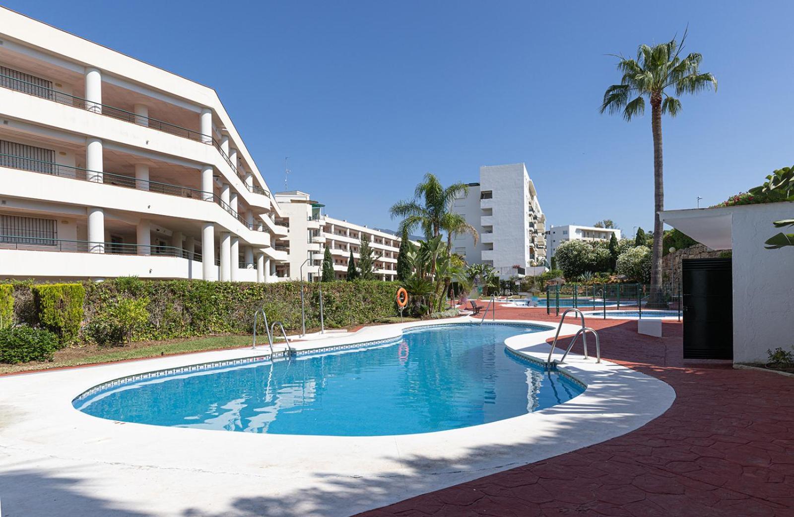 Bright Penthouse With Swimming Pool In Marbella Apartment Exterior photo